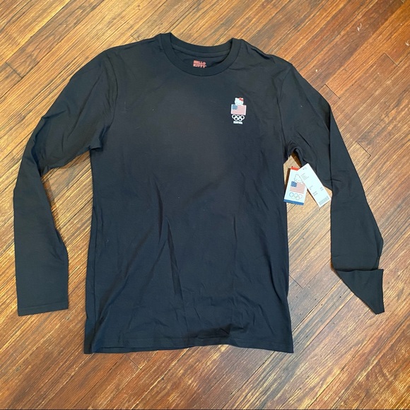 New hello kitty urban outfitters black long sleeve team USA Olympics Tokyo 2020 - Picture 3 of 4